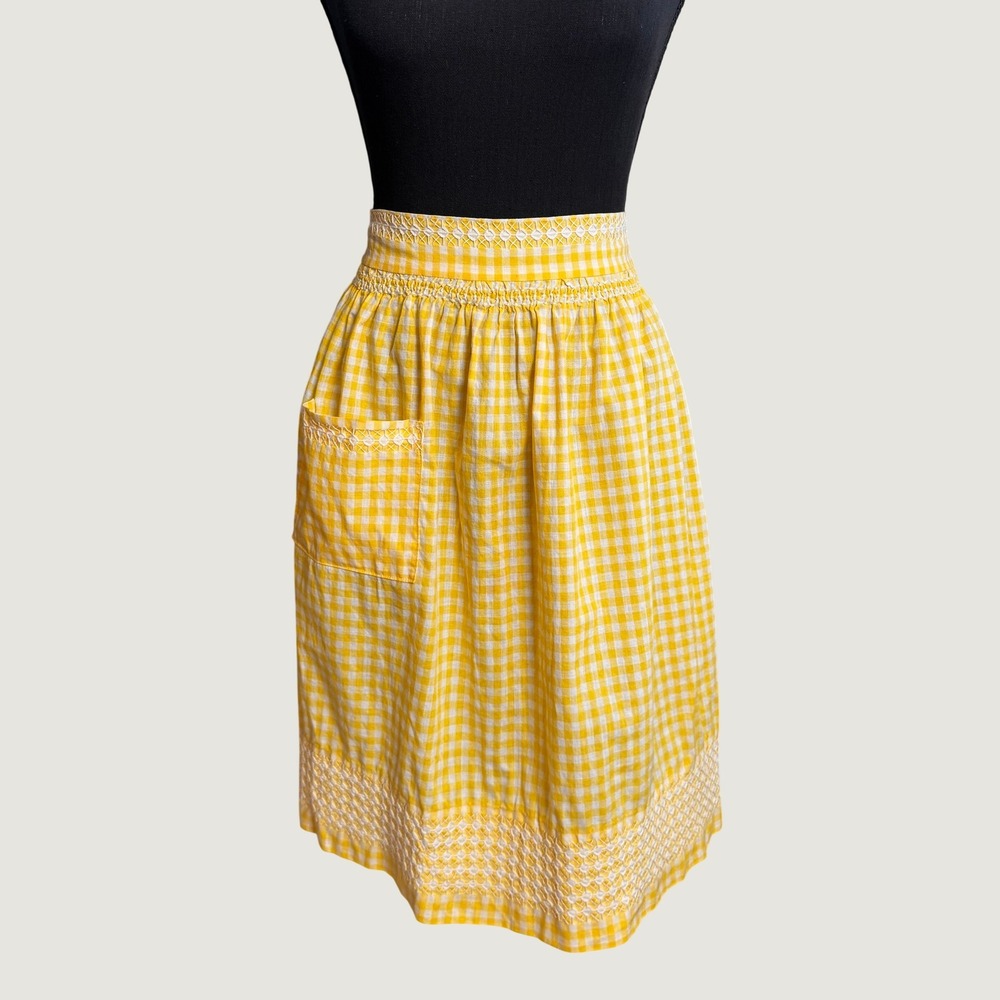 Vintage Yellow Gingham Half Apron White Chicken Scratch Embroidery Pocket Tie